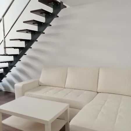 Homeforguest Island 201 Modern & Minimalist *