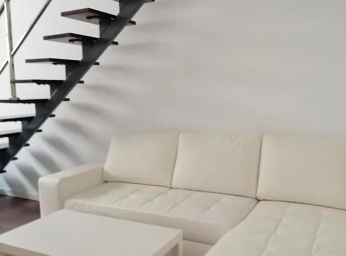 Homeforguest Island 201 Modern & Minimalist *