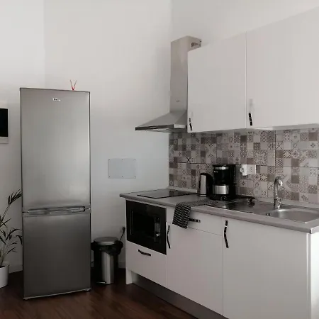 Apartman Homeforguest Island 201 Modern & Minimalist